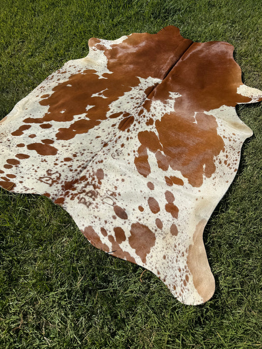 Cowhide Rug 403