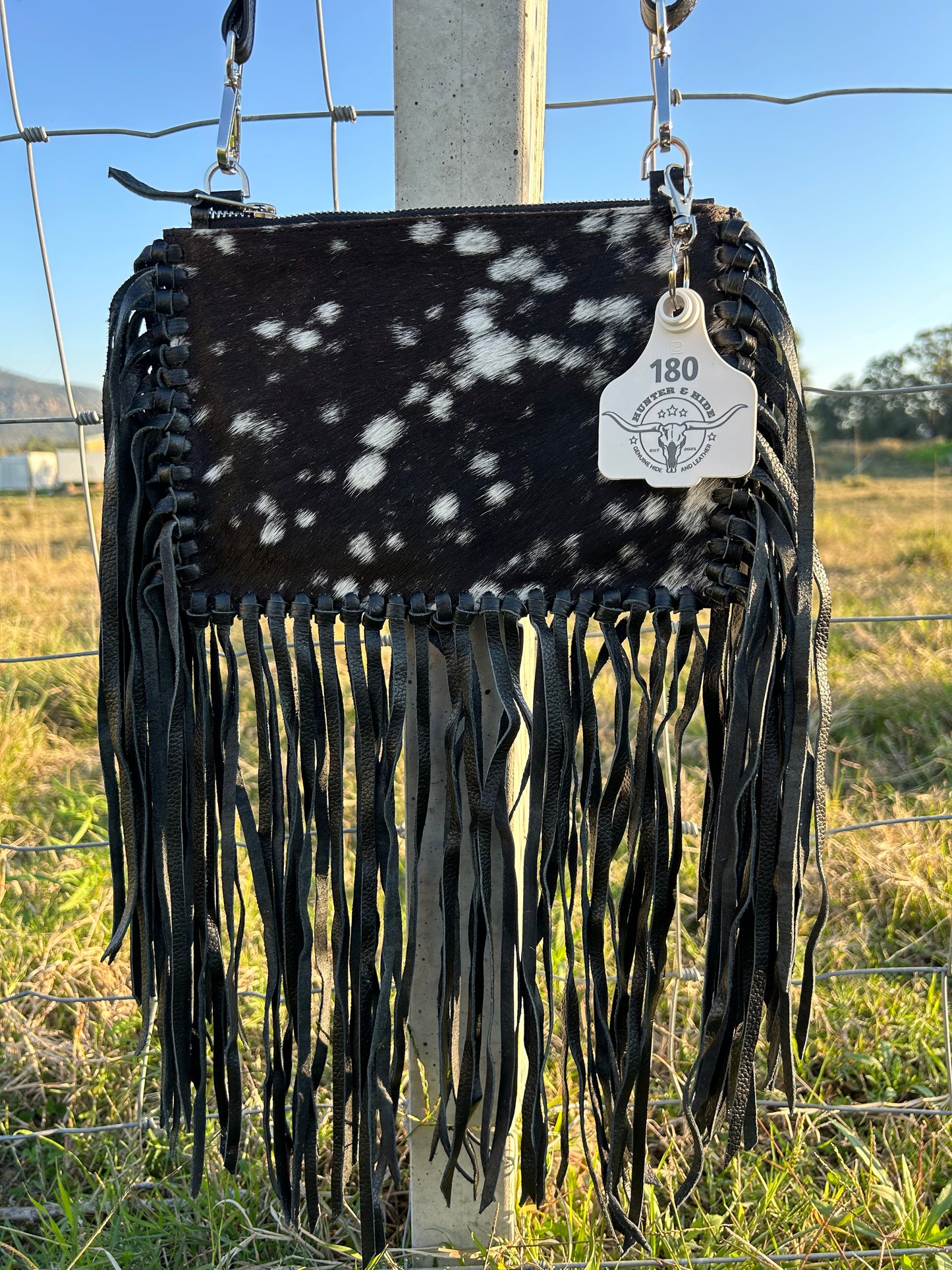 Dusk til Dawn - 180 Black