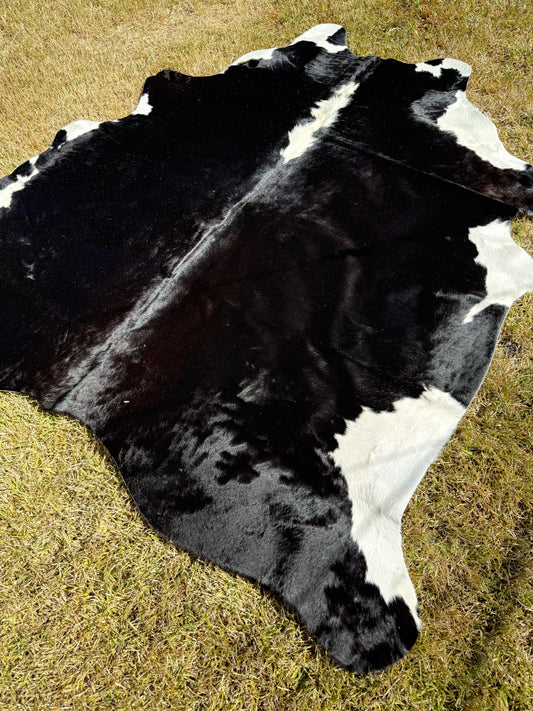 Cowhide Rug 393 - Small