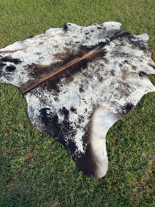 Cowhide Rug 358