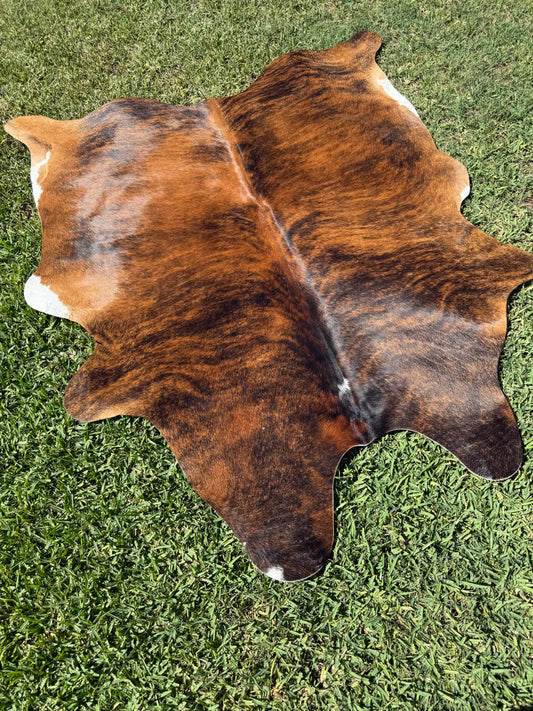 Cowhide Rug 375