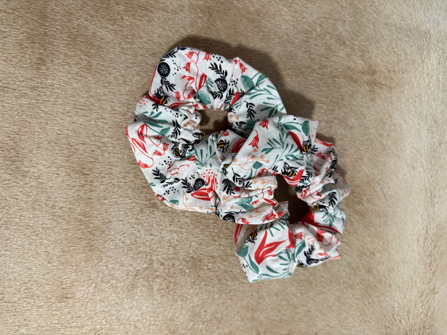 Scrunchie - Bee