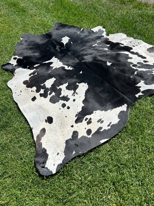 Cowhide Rug 243