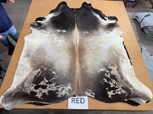 *** Pre order*** Cowhide Rug R353