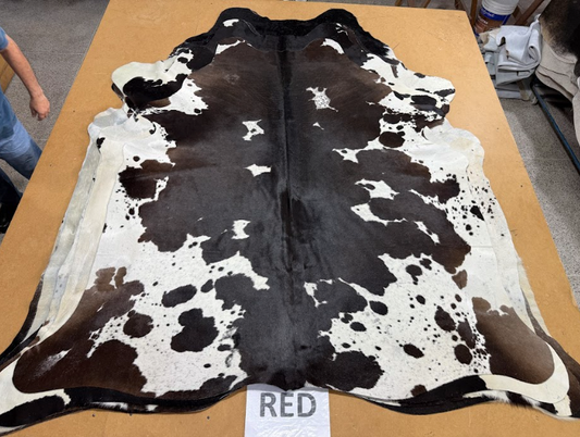 *** Pre order*** Cowhide Rug R369
