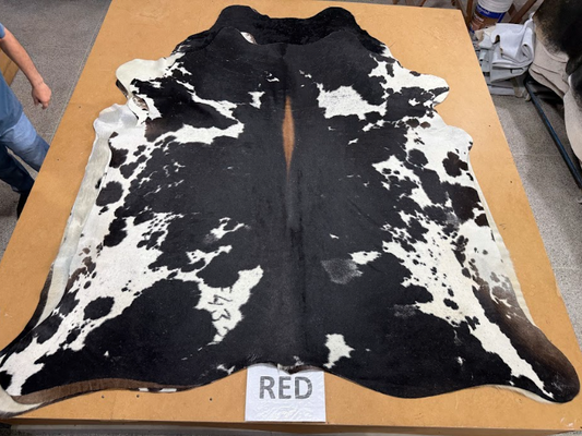 *** Pre order*** Cowhide Rug R374