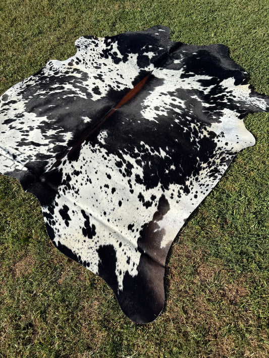 Cowhide Rug 344