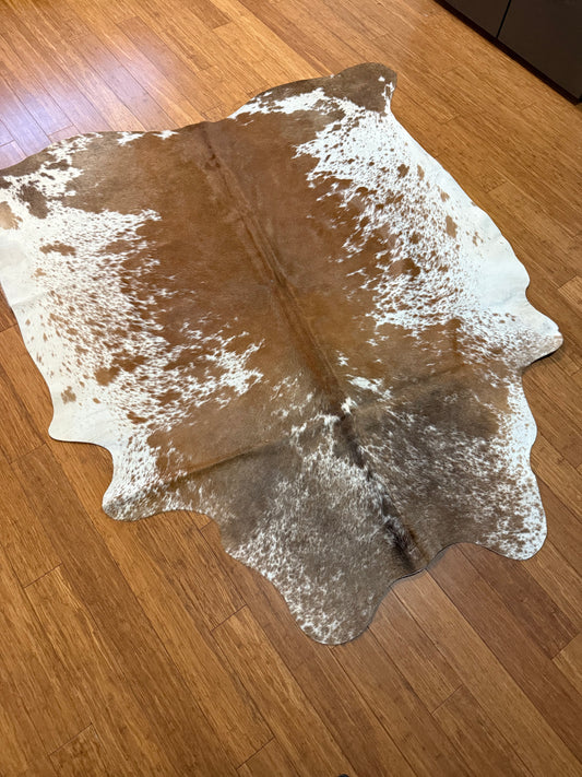 Cowhide Rug Small 324
