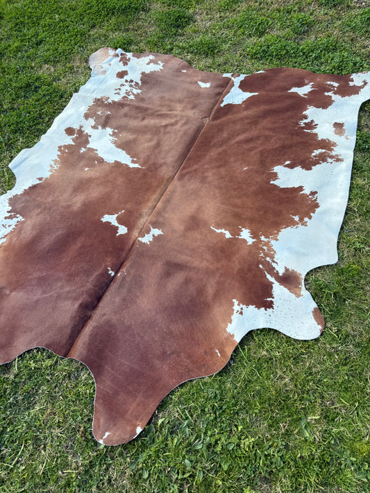 Cowhide Rug 312