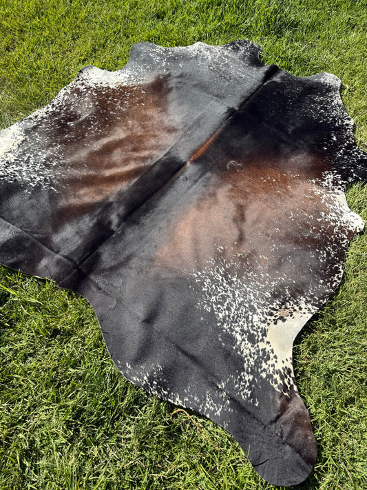 Cowhide Rug 405