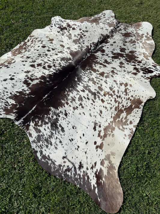 Cowhide Rug 303
