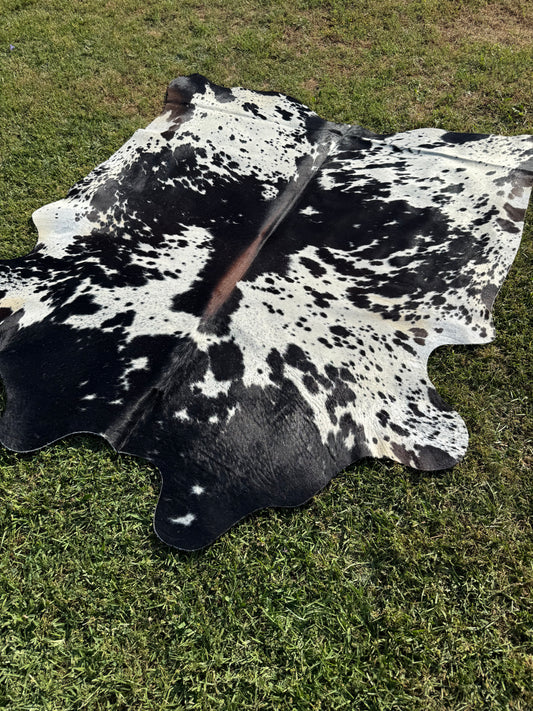 Cowhide Rug 344