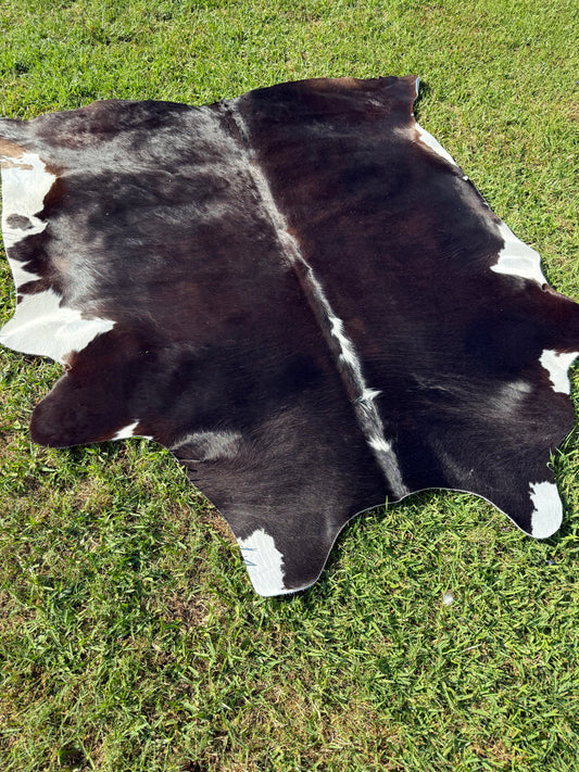 Cowhide Rug 365