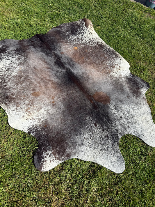 Cowhide Rug 335