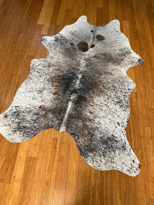 Cowhide Rug Small 323