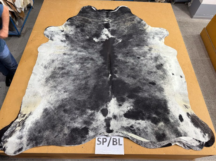 *** Pre order*** Cowhide Rug SP black 58