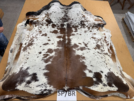 *** Pre order*** Cowhide Rug SP brown 511