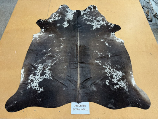 *** Pre order*** Cowhide Rug XS 233